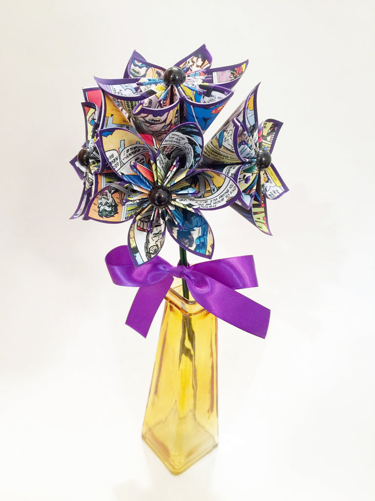 Set of 5 Comic Book Flowers- Your choice of comic book & accent color