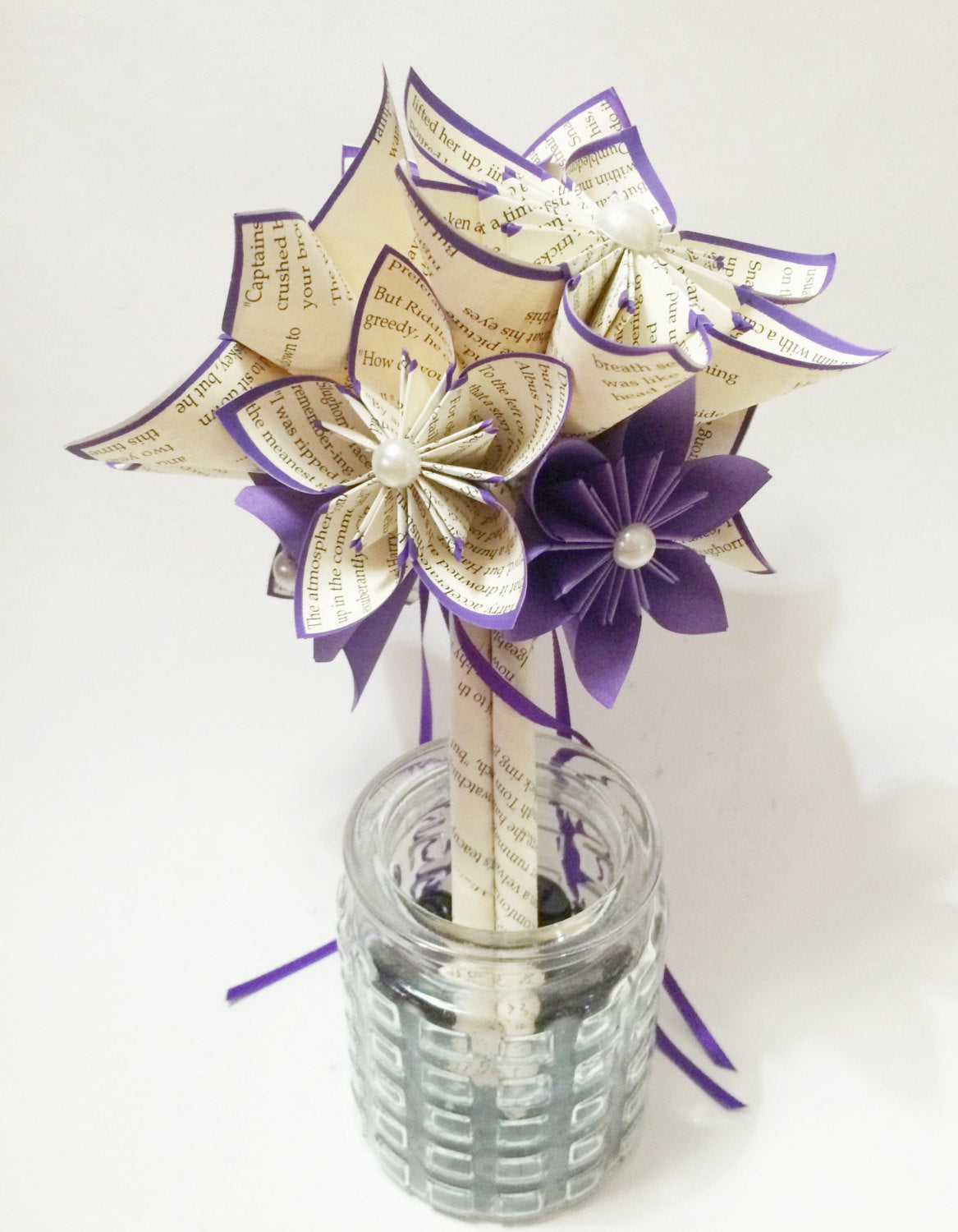 I made this paper flower bouquet :) : r/handmade