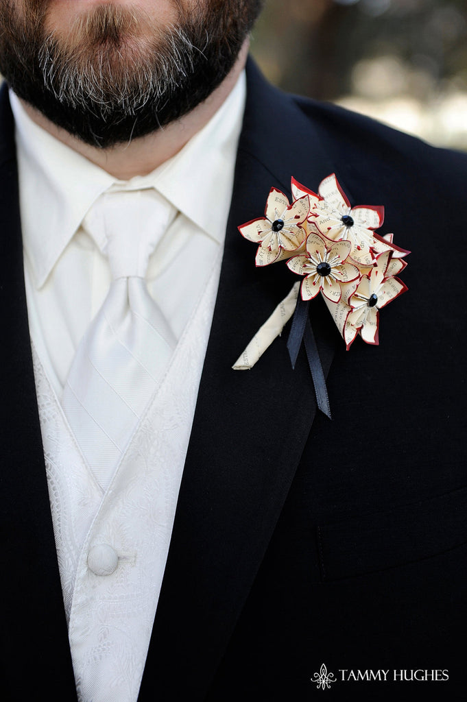 Paper Flower Grooms Boutonniere- 5 Flowers, wedding accessory, groomsmen, wedding, handmade, origami, paper flowers