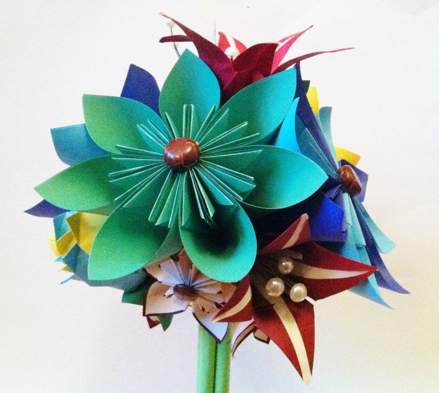 Rainbow Paper Flower Bouquet- Wedding bouquet, Made to order, origami, –  Dana's Paper Flowers