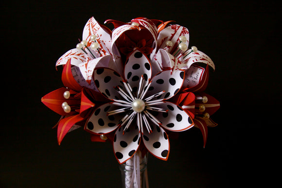 Cascading Bouquet- Paper Bouquet, one of a kind origami, Bridal bouque –  Dana's Paper Flowers